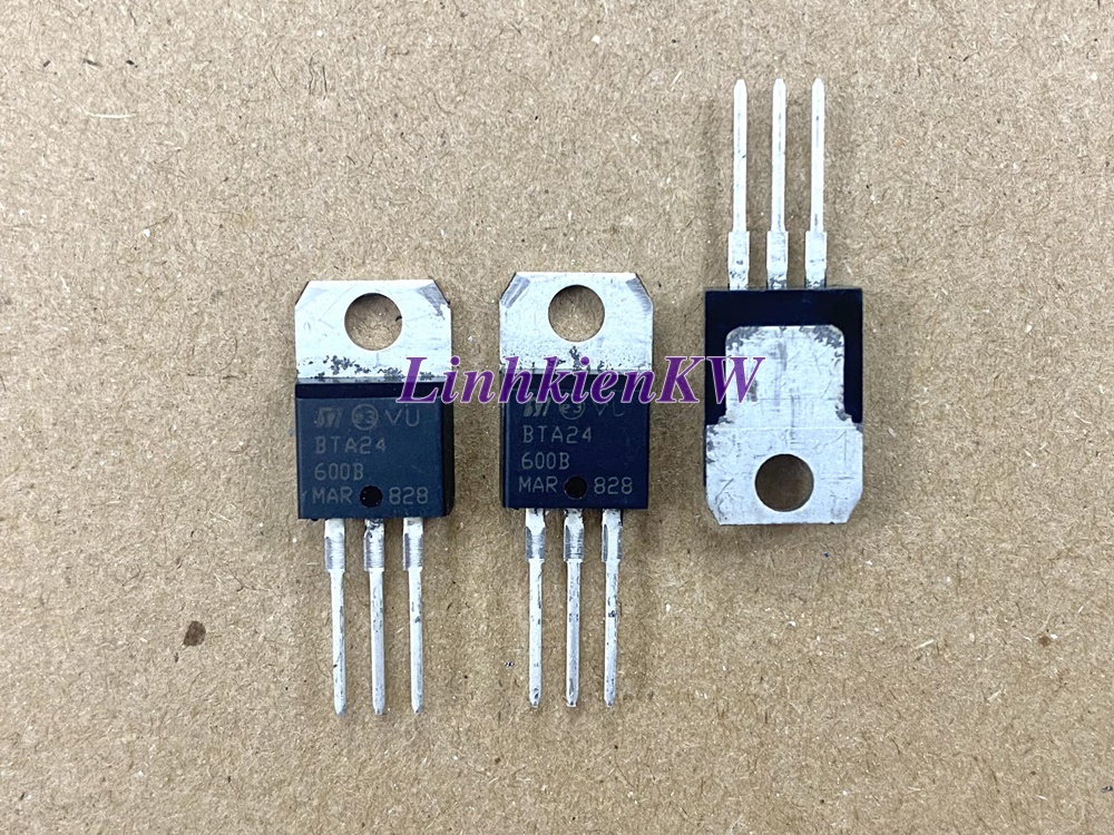 Triac cắm BTA24-600 BTA24 mới chính gốc !