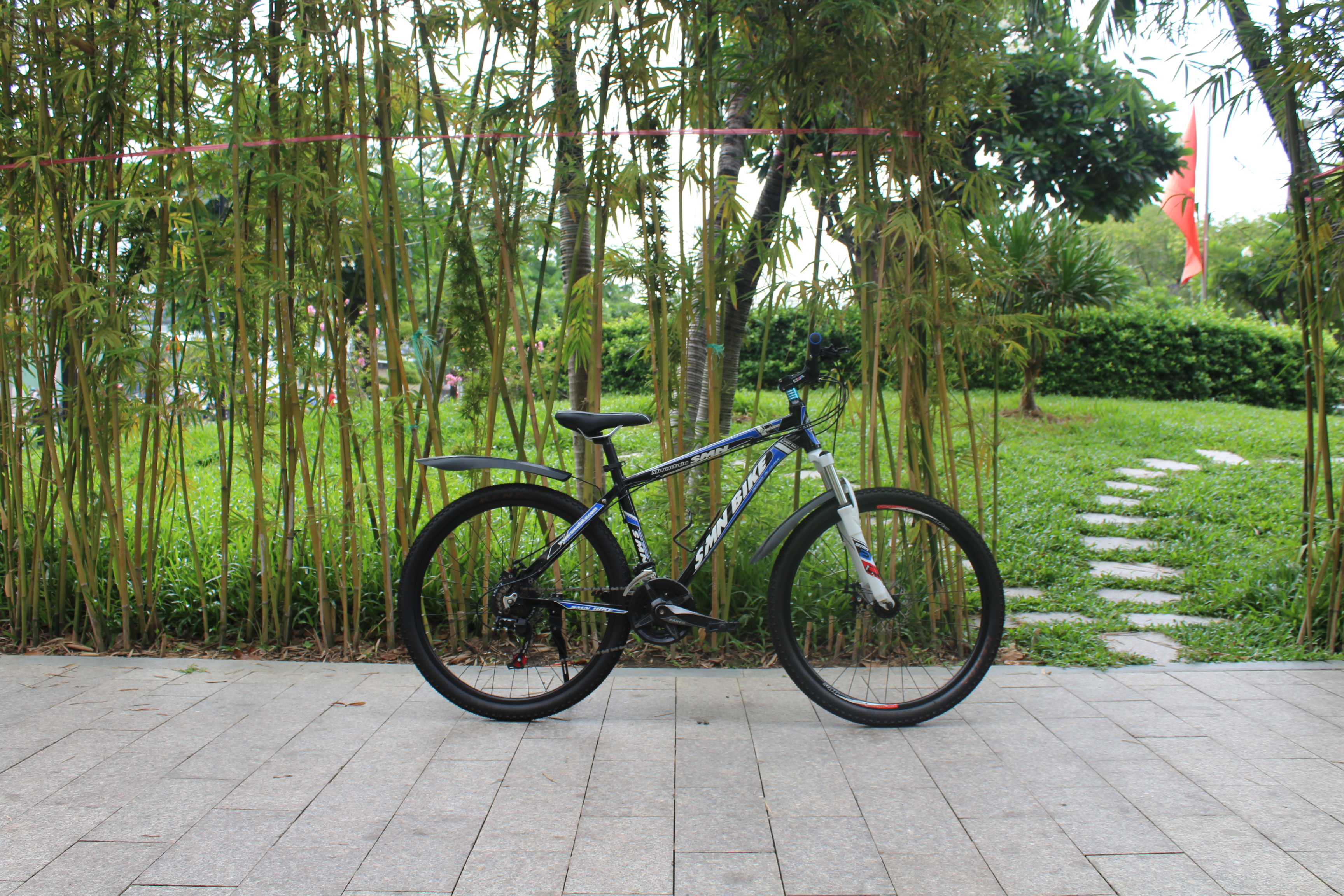 Xe đạp leo núi SMN LNN2651 - khung nhôm - bánh 26 inch - trên 10 tuổi - chiều cao 140 đến 158cm