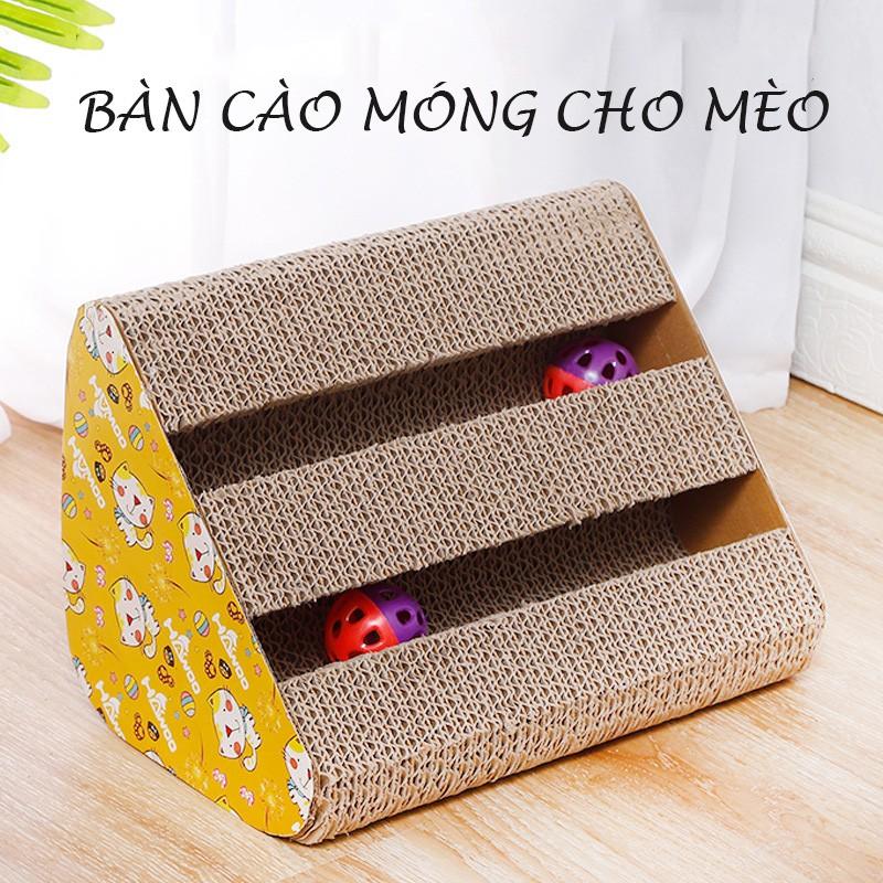 Bàn cào móng tam giác có bóng cho mèo