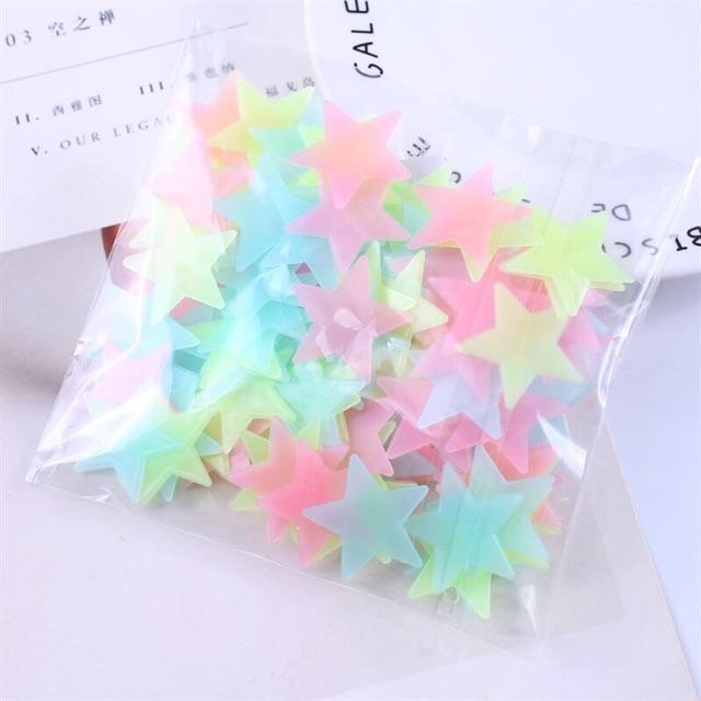 100 Sao dạ quang phát sáng trong tối