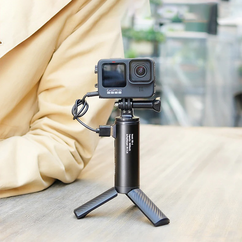 Ulanzi BG-4 - Tripod Tích Hợp Pin Sạc Dự Phòng 5000mAh Cho Điện Thoại, Gopro, Máy Ảnh DSLR - Hàng Chính Hãng