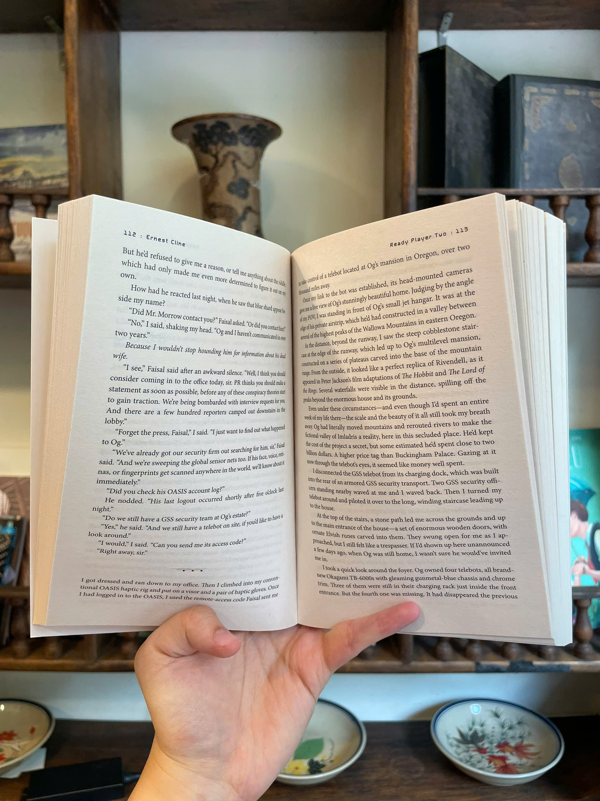 Sách - Ready Player Two by Ernest Cline - Tiểu thuyết tiếng Anh/ Fiction/ English Book