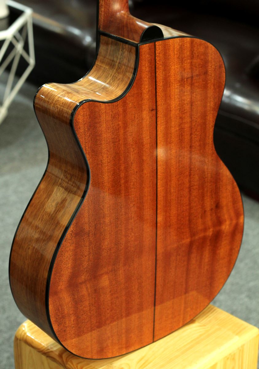 Đàn Guitar Acoustic Handmade  AT-02 ( Full solid - Gỗ thịt nguyên tấm)