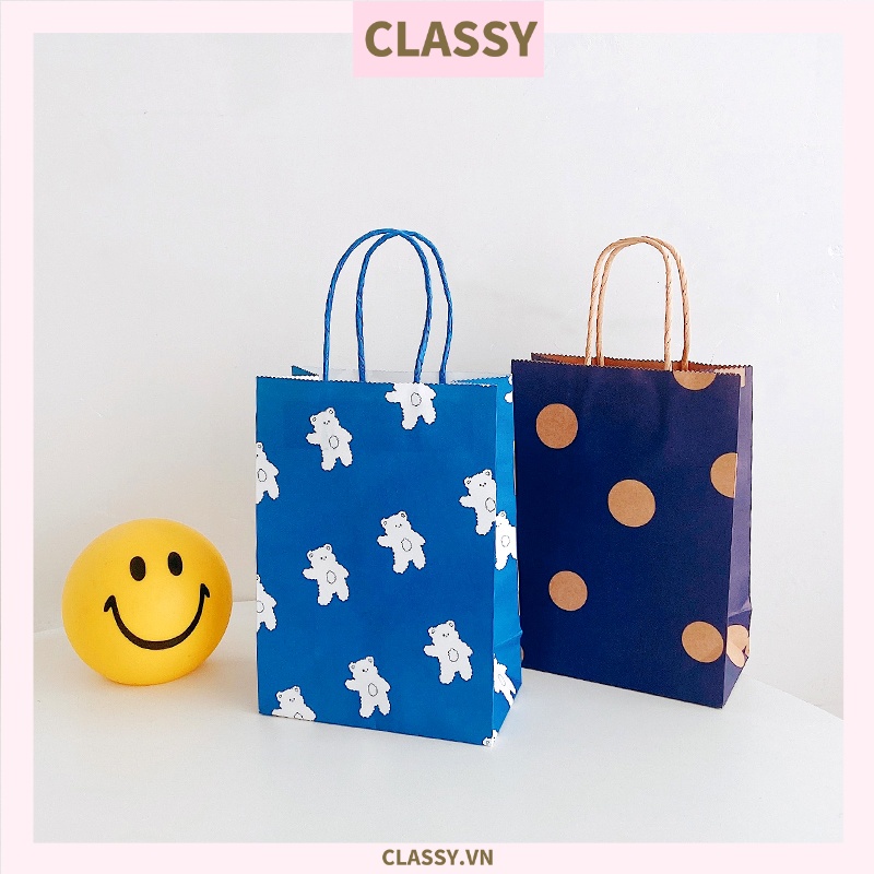 Túi giấy Classy quai xách Classy chú gấu màu xanh dương Q1350