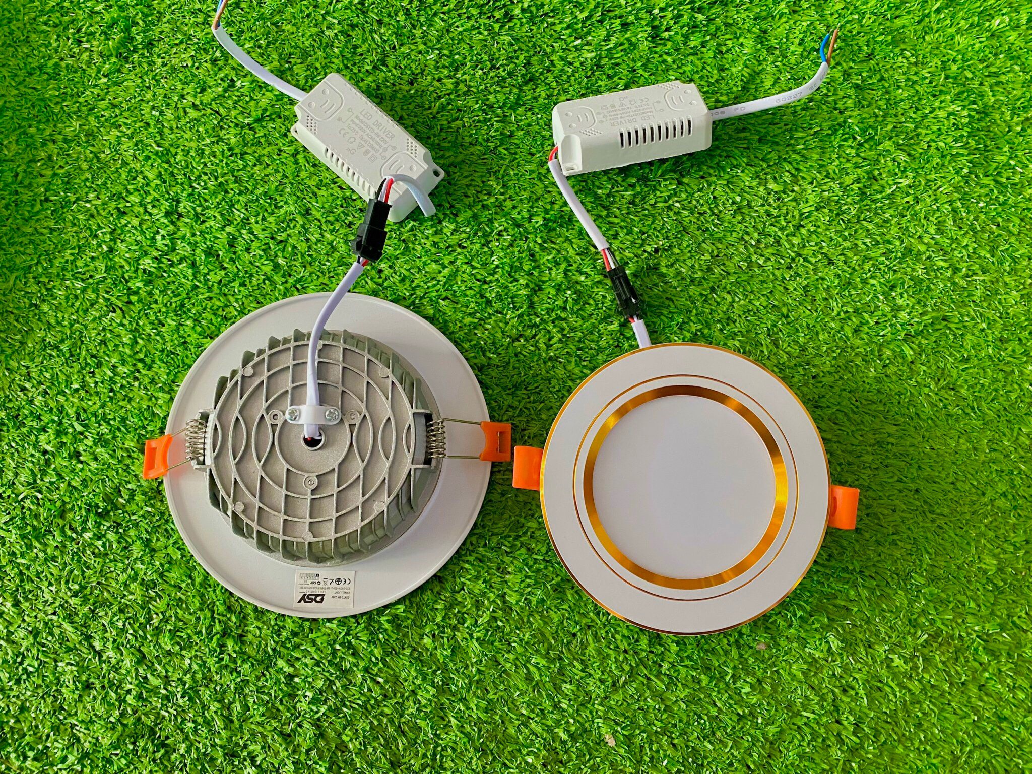 ĐÈN LED ÂM.TRẦN