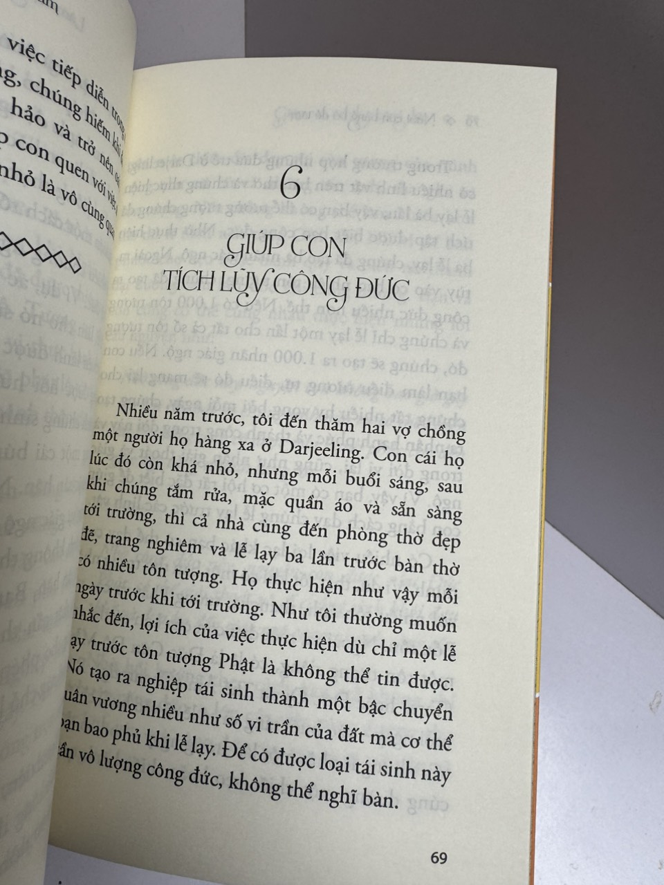 NUÔI CON BẰNG BỒ ĐỀ TÂM - Lama Zopa Rinpoche - Tinh Nguyệt Tâm dịch - Thái Hà - Nhà xuất bản Lao Động.