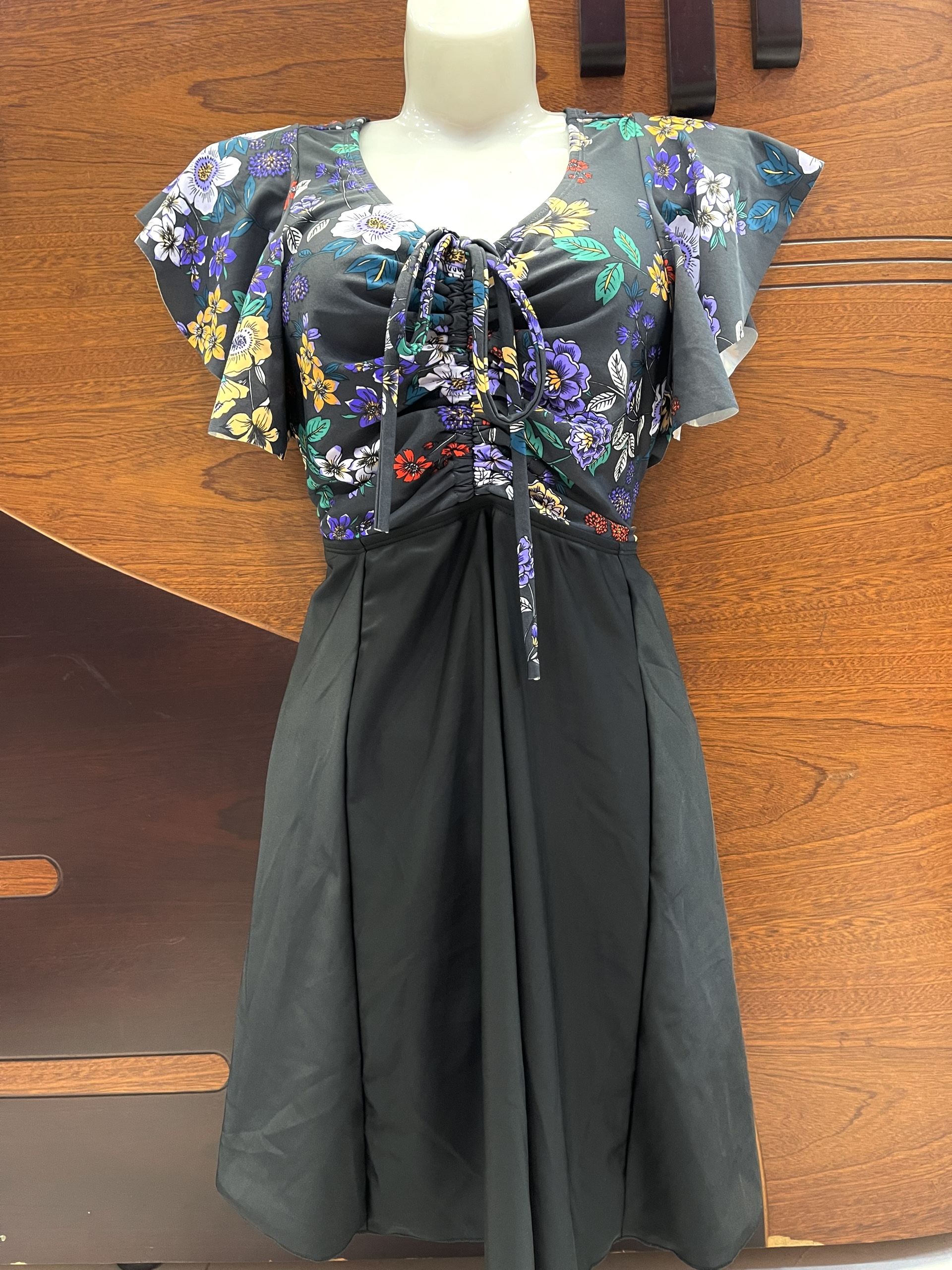 BỘ BƠI NỮ VÁY KÍN ĐẠI 45-90kg