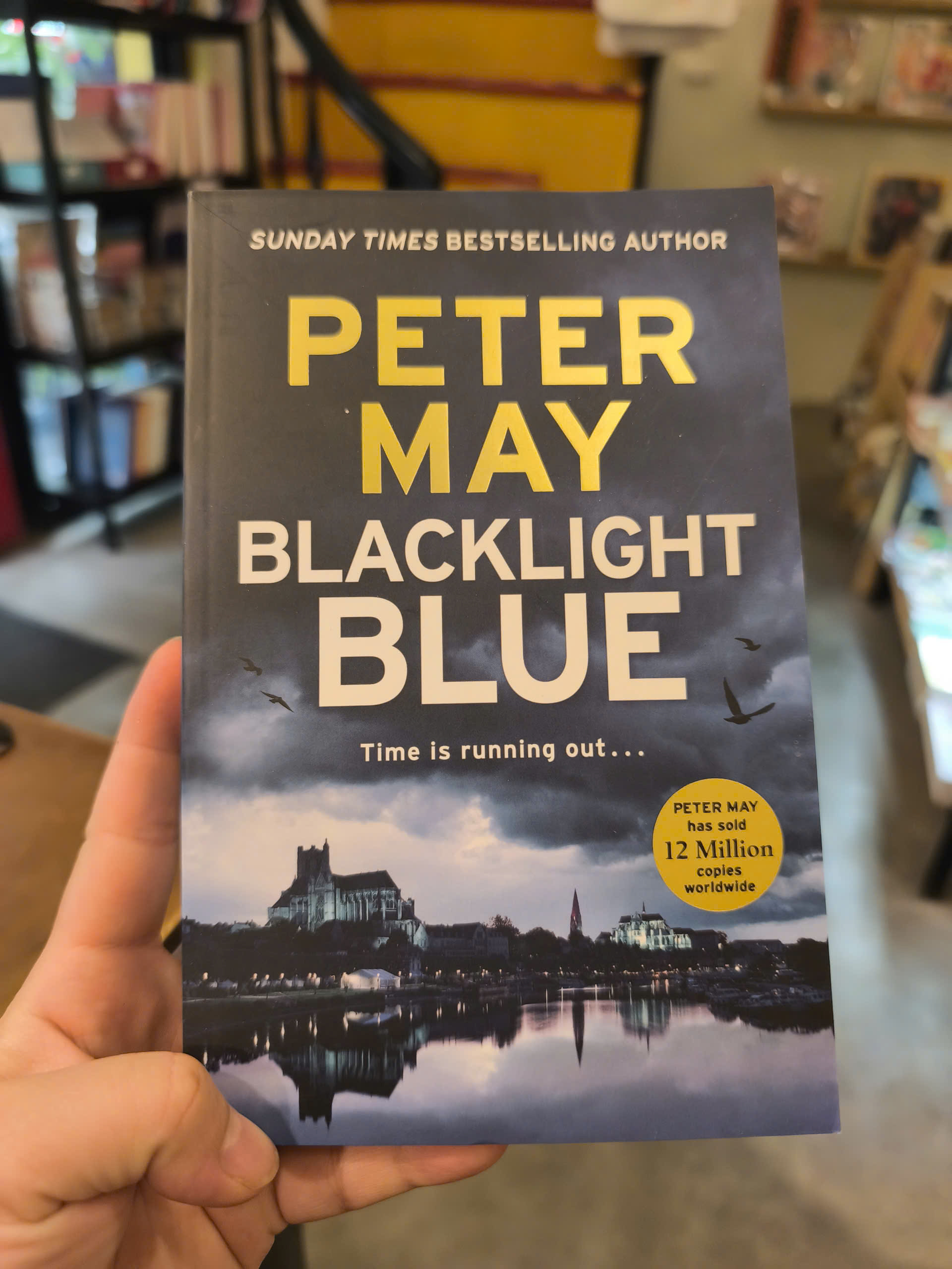 Sách - Blacklight Blue by Peter May | Mystery/ Crime/ Ngoại văn Nhập khẩu/ Trinh thám Tiếng Anh