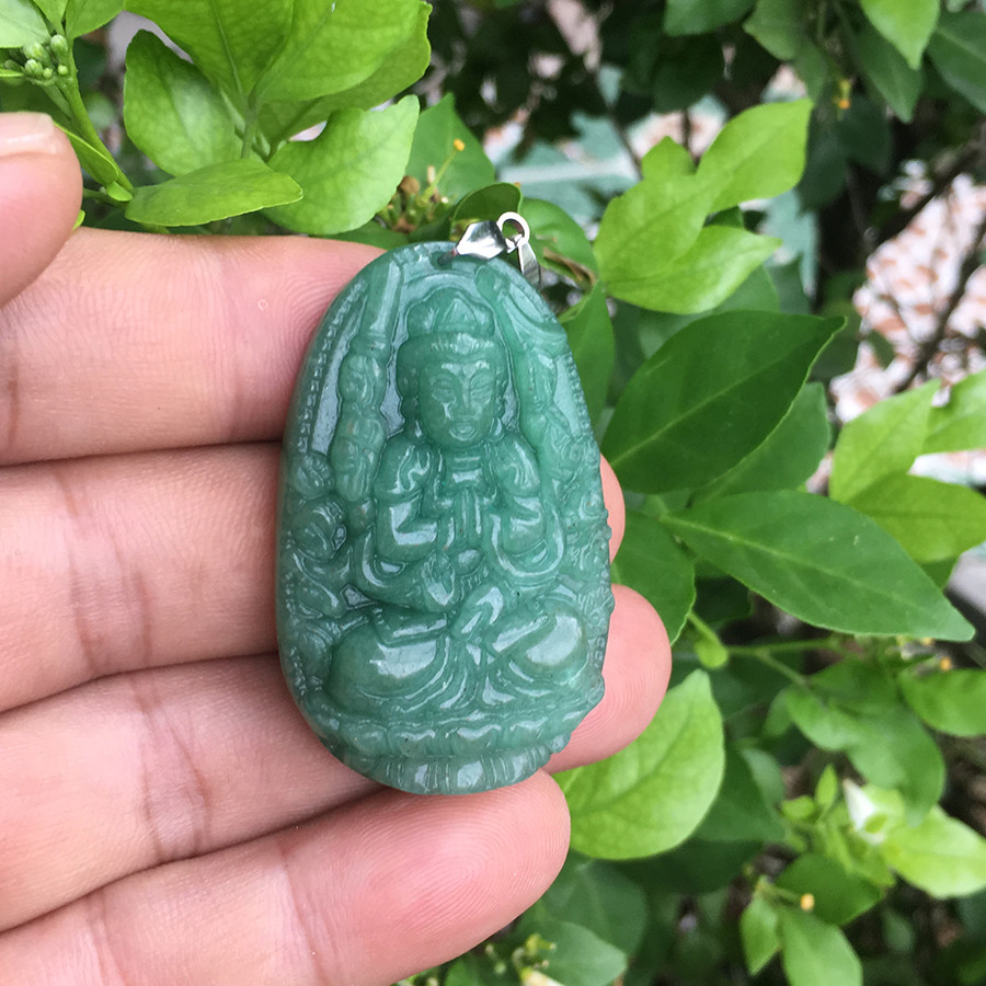 Mặt Dây chuyền Phật Bản Mệnh tuổi Tý, Phật Thiên Thủ Thiên Nhãn, Đá Thạch Anh Xanh, Cỡ to AKO1
