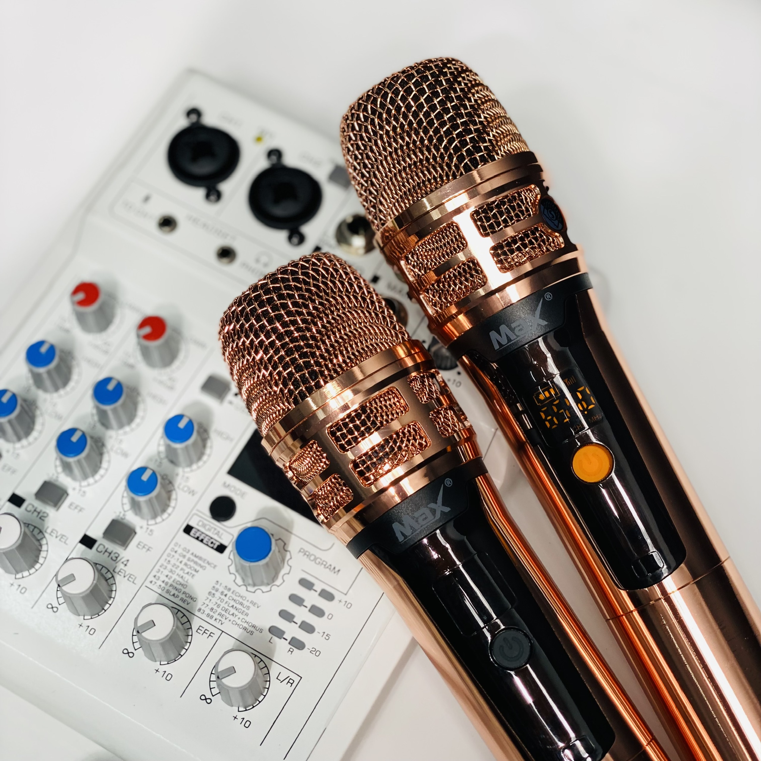 Combo Mixer Thu Âm Livestream Karaoke Mixer E4 và Micro Ak90 Chính Hãng Giá Tốt - Bảo Hành 12 Tháng Hàng Chính Hãng