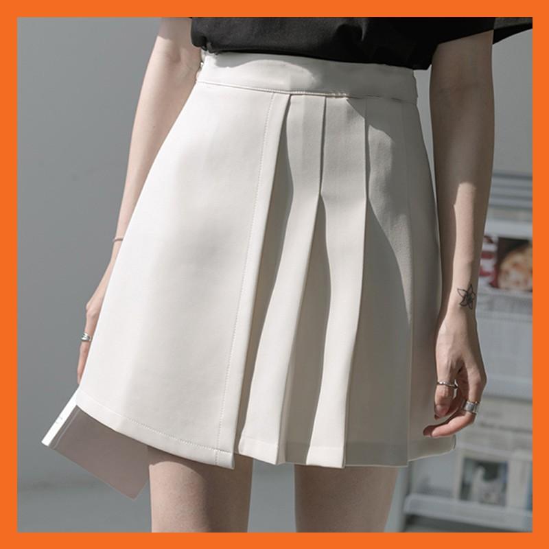 Chân váy xếp ly ngắn lệch tà dáng Chữ A Madela , có quần trong chống lộ, kiểu dáng trẻ trung năng động, dễ phối đồ,có nhiều màu và size đê lựa chọn- CVLN05