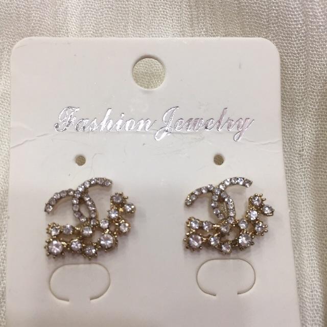 Bông Tai Siêu Dễ Thương