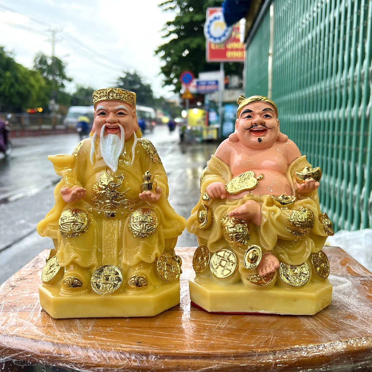 Tượng Thần tài Thổ Địa đá Việt Nam cao 19cm – 8inch