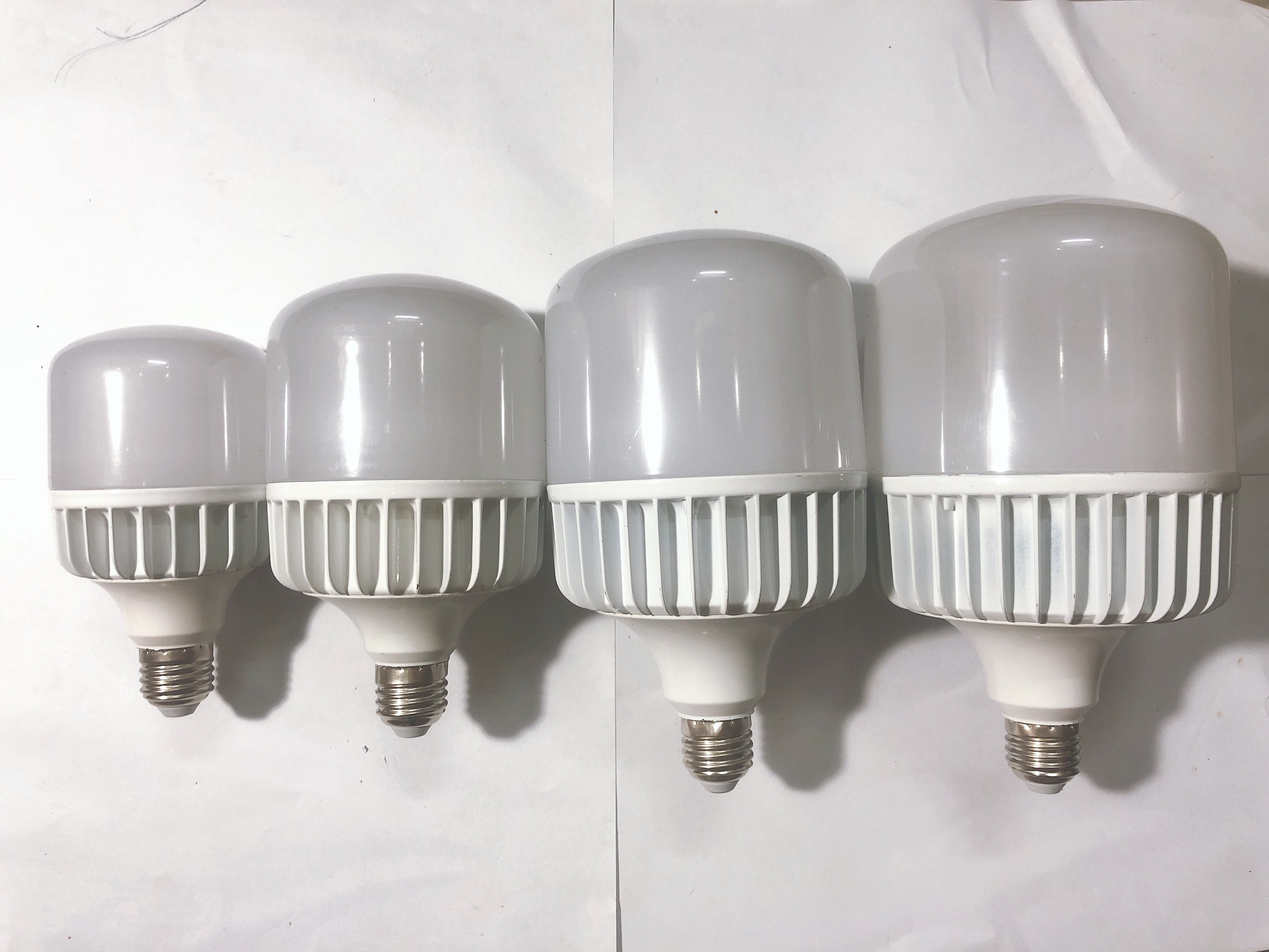 Bóng đèn led trụ thân nhôm đúc 20W, 30W, 40W, 50W E27, sáng trắng