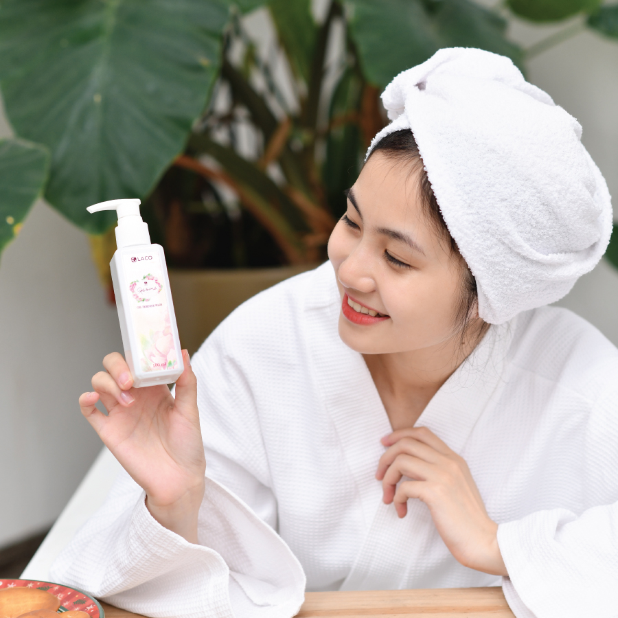 Dung Dịch Vệ Sinh Phụ Nữ Laco Marosa - Bảo Vệ Cô Bé, Tạo Cảm Giác Sạch Thơm