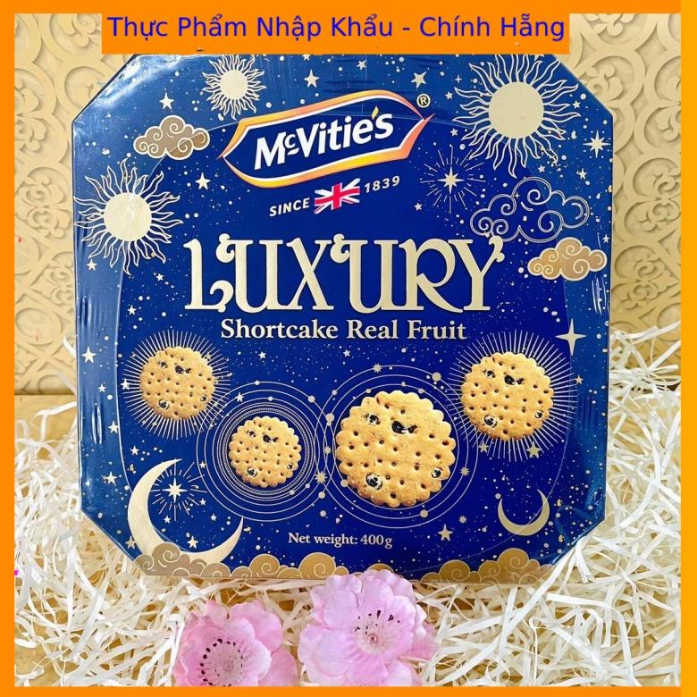 Hộp quà Tết Bánh Quy Lúa Mì Nho Khô McVities Luxury 400g