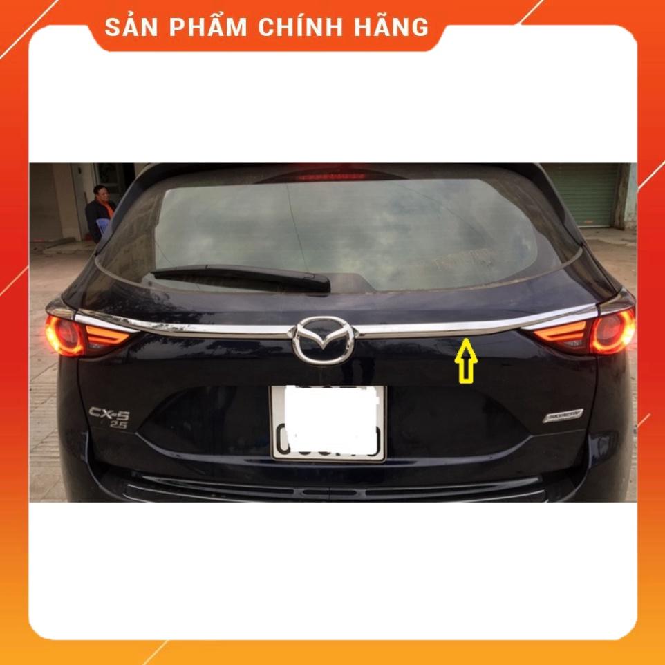 Ốp Trang Trí mý mở cốp Mazda Cx5 2018, 2019, 2020, 2021