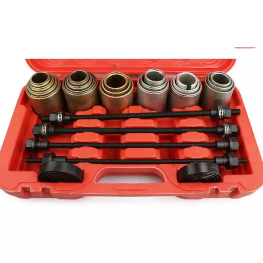 Vam tháo cao su càng A của ô tô