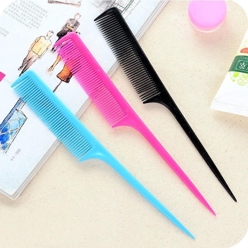 Combo 2 - Lược Rẽ Ngôi Đầu Nhọn - giao màu ngẫu nhiên