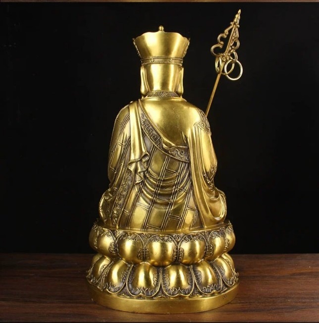 Tượng Phật Địa Tạng Bồ Tát bằng đồng thau phong thuỷ Hồng Thắng