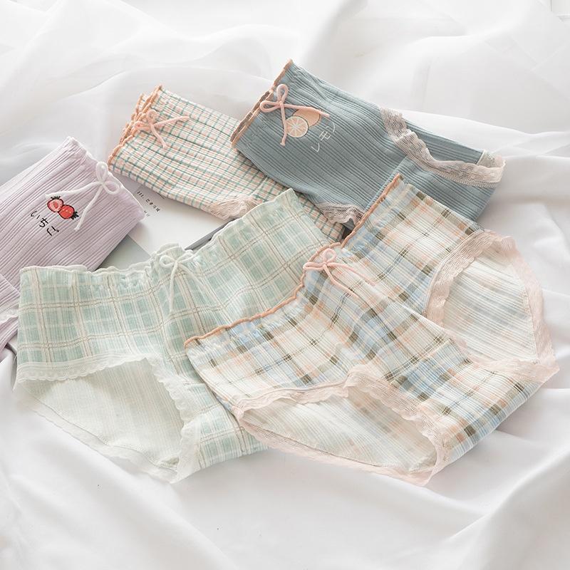 Quần lót cotton mềm mại kháng khuẩn in hình dễ thương cho nữ QLN26