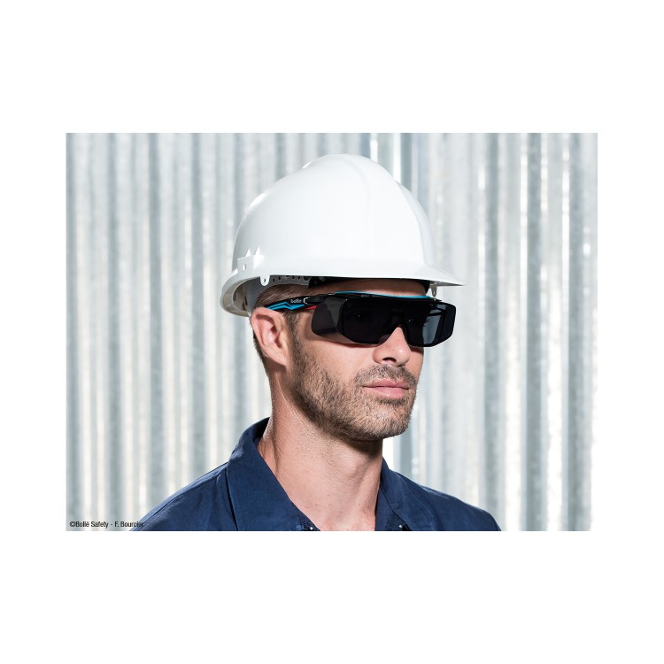 Kính BOLLE TRYOTGPSF Tryon OTG Smoke, tròng đen khói phủ Platinum Bạch Kim, chống trầy xước, chống đọng sương