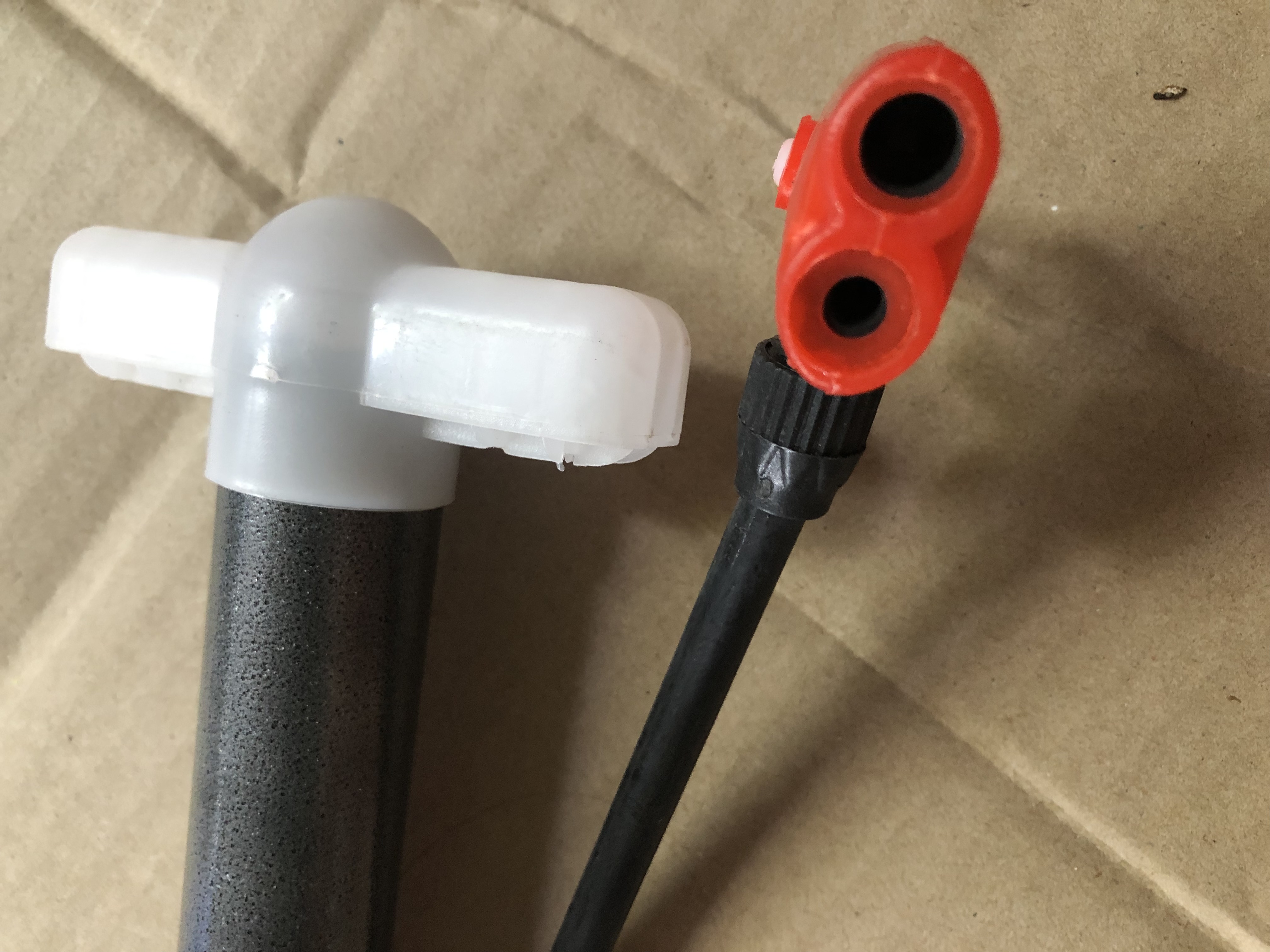 Bơm mini cầm tay/Bơm bóng bơm xe dạp