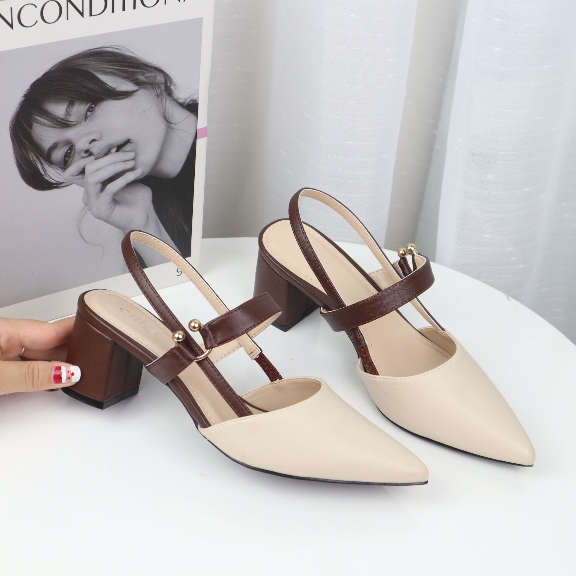 Giày sandal cao gót nữ slingback mũi nhọn thanh lịch phối màu nhẹ nhàng đế vuông Cillie 1167