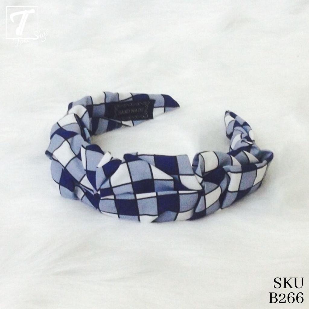 Băng đô cài tóc bản to họa tiết caro kiểu Anh Quốc Gingham thương hiệu Tone Shop