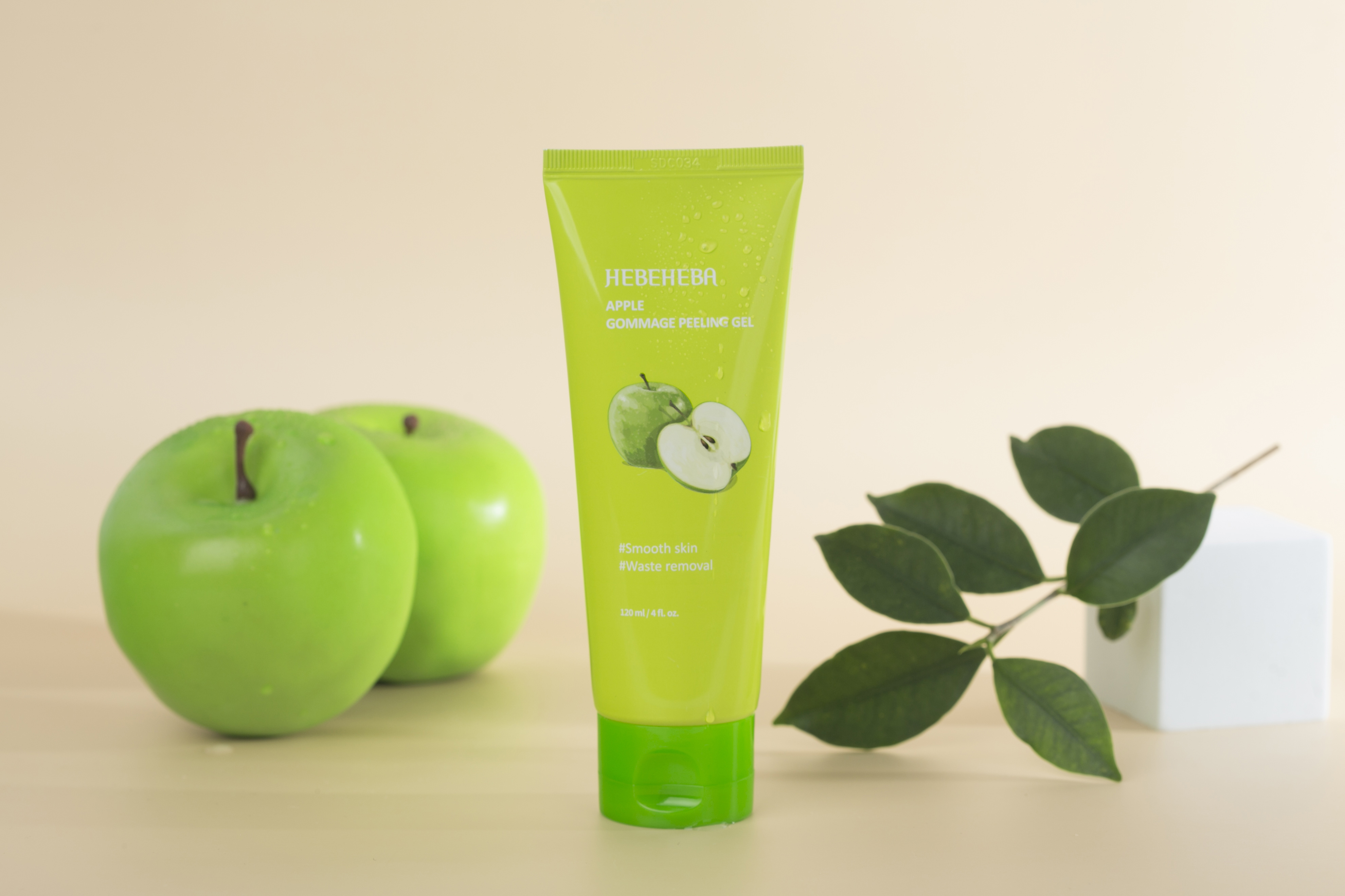 Tẩy Tế Bào Da Chết Táo Xanh Hebeheba Apple Gommage Peeling Gel 120ml