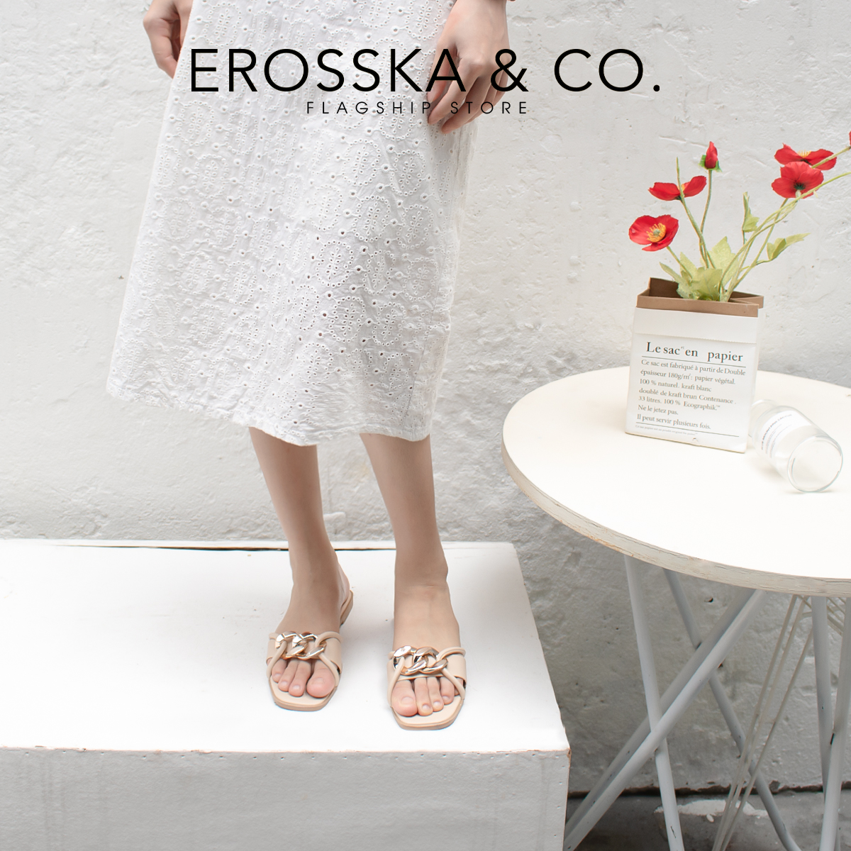 Dép quai xích thời trang Erosska 2021 phối dây mảnh màu nude - DE040