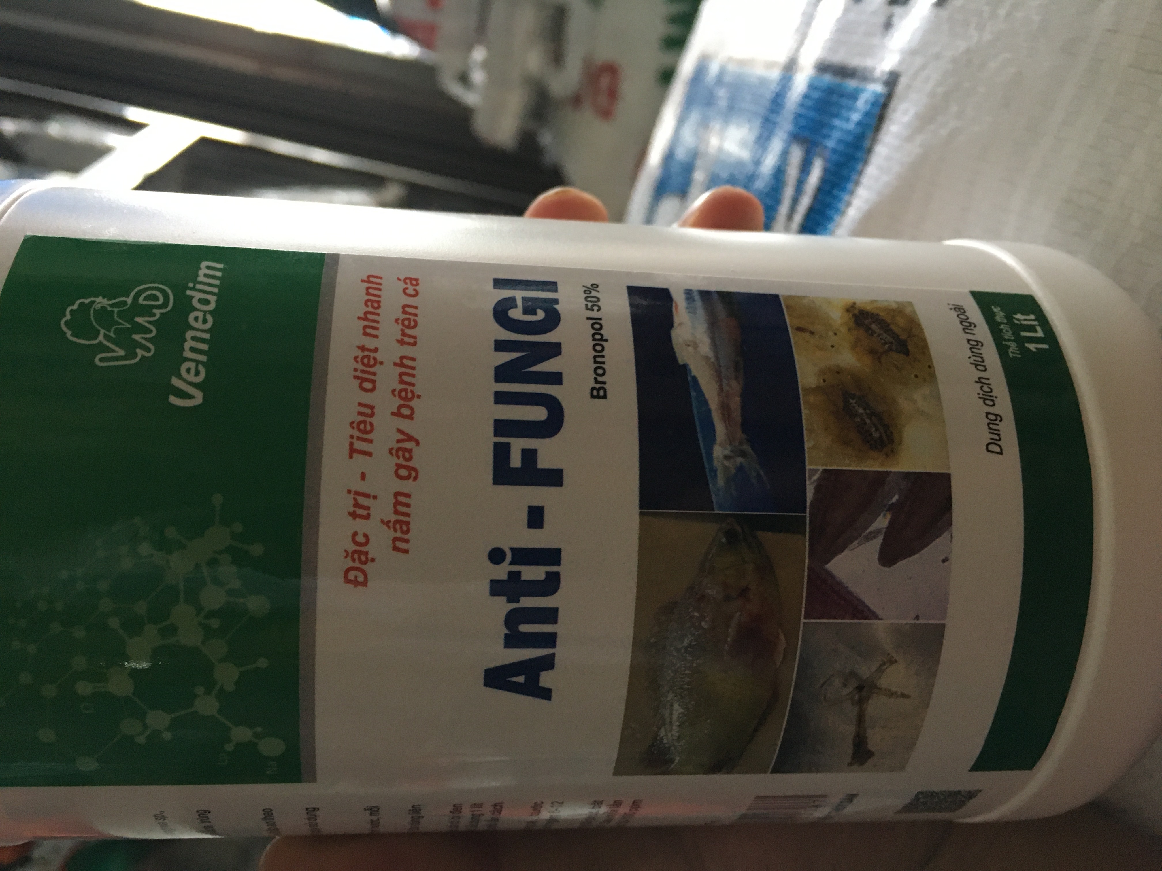 Anti fungi ngăn ngừa diệt nhanh loại nấm cho cá ,ngăn ngừa nguyên sinh động vật, diệt trùng cho ao hồ bể tôm cá thuỷ hải sản vemedim