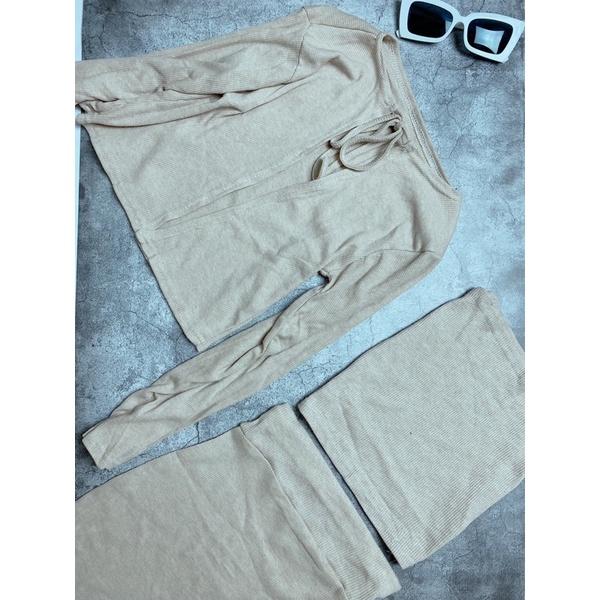Set Nude Áo 2 Dây Kèm Áo Khoác Chân Váy Ôm