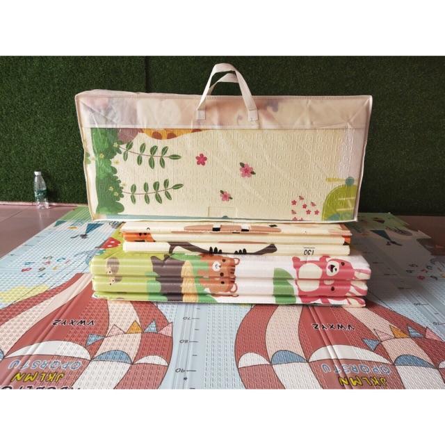 Thảm Xốp Thảm Trải Sàn XPE Phủ Silicon 2 Mặt Cho Bé Siêu Êm