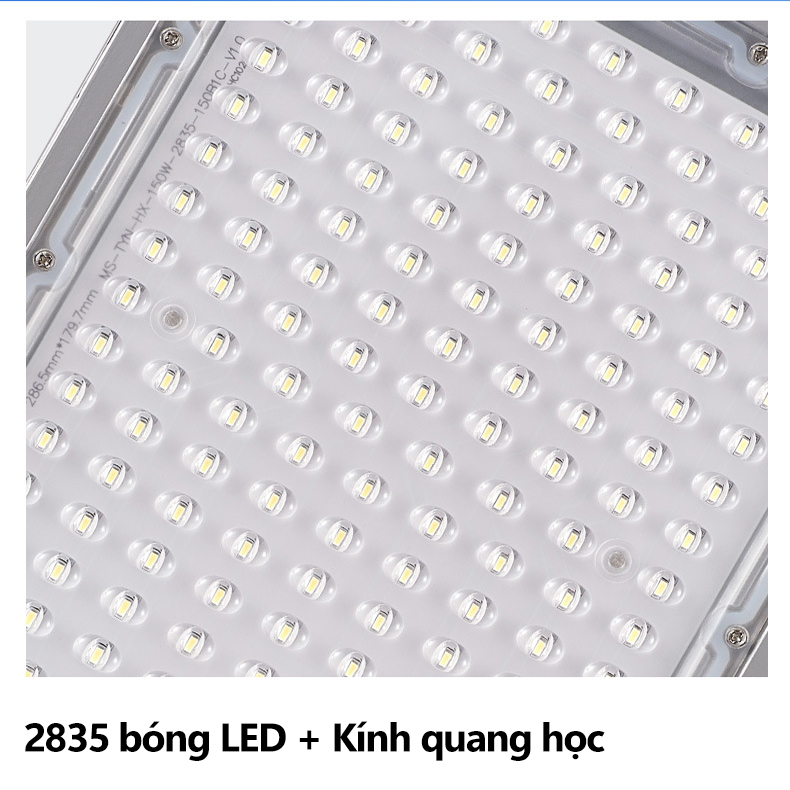 Đèn năng lượng mặt trời 1000w- cao áp  hình bàn chải, hiệu suất chuyển đổi quang điện cao- K1547