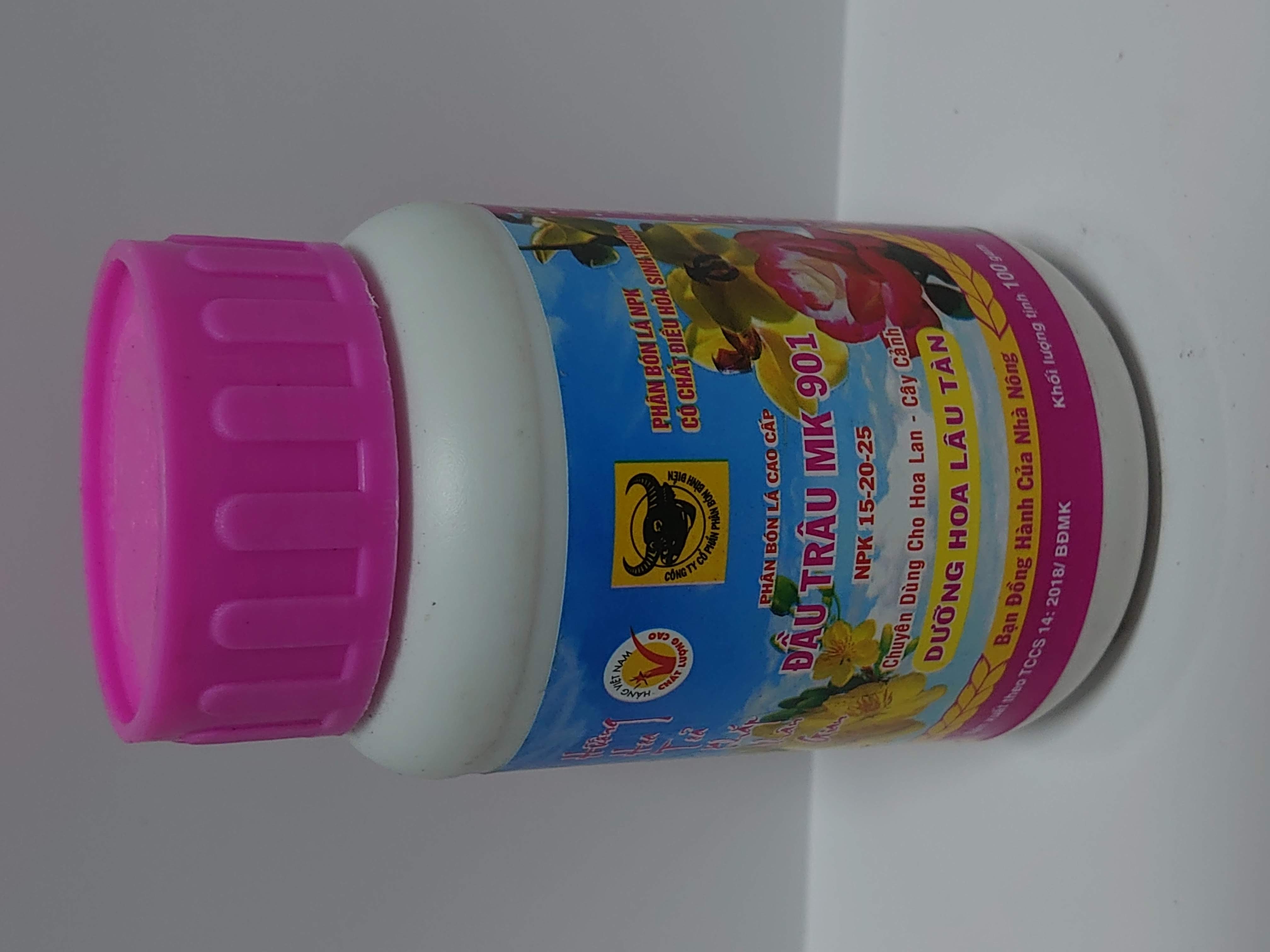 Bộ combo 3 lọ phân bón lá NPK Đầu Trâu dành cho hoa lan, cây cảnh.