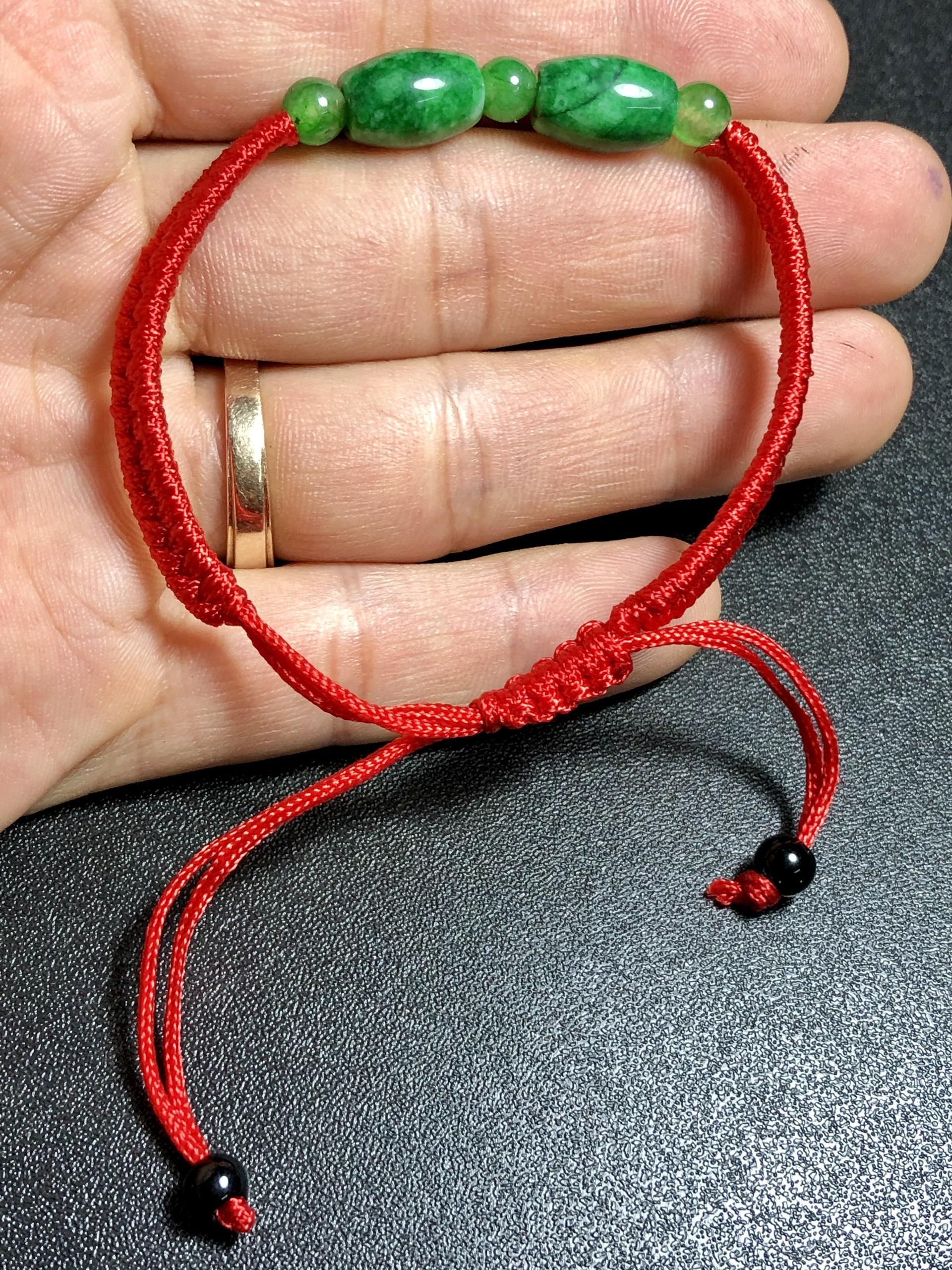 Lu thống đá ngọc sơn thủy đan dây đỏ