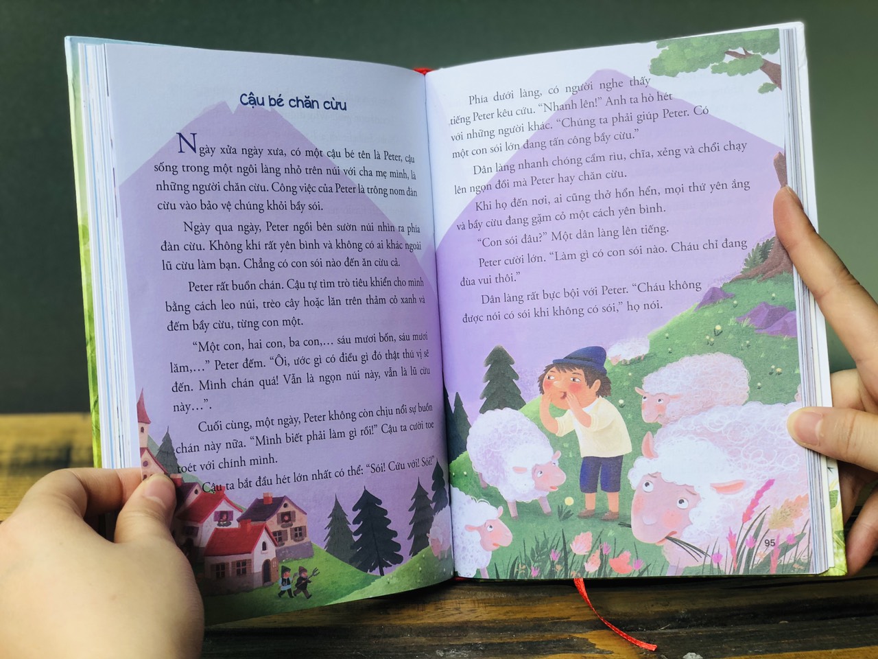 Sách truyện kể hàng đêm 10 minute fairy tales và  bedtime story tặng kèm file nghe - bìa cứng, in màu, song ngữ anh việt