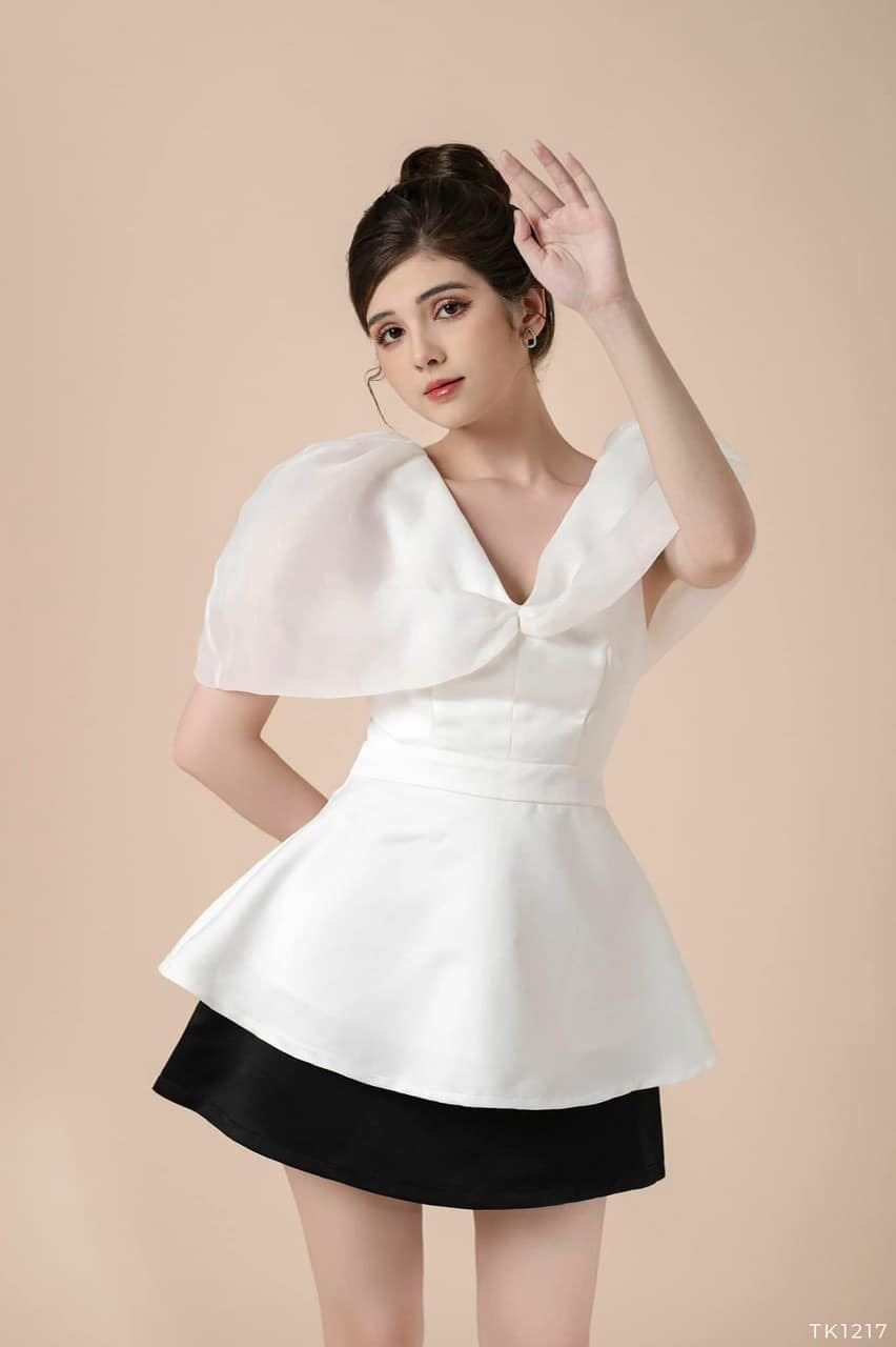 Áo peplum cổ V phối tay bồng bềnh sang chảnh