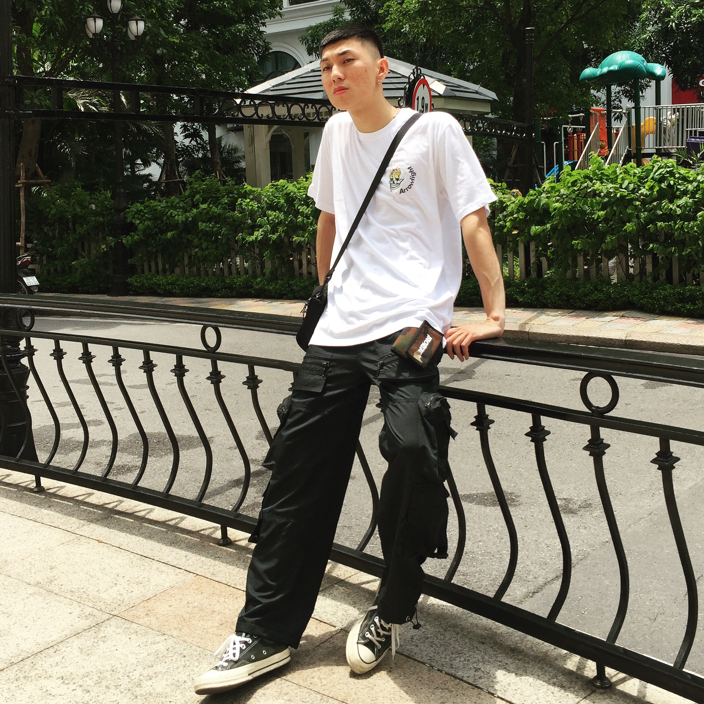 Áothun Nam Hellboy Tee - white size M