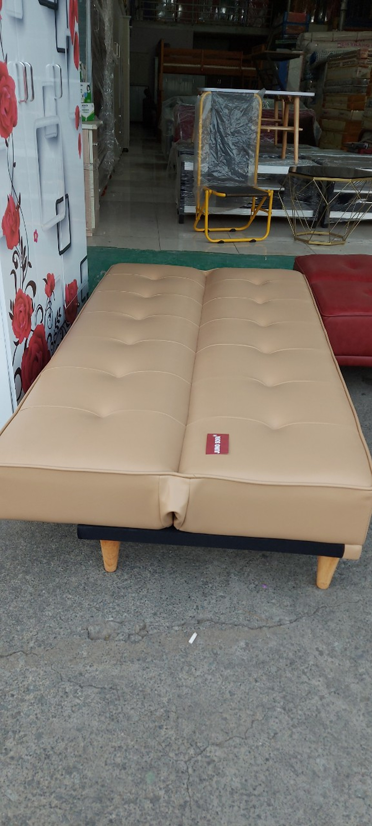 Sofa bed da 1m7 và bàn kim cương Juno Sofa