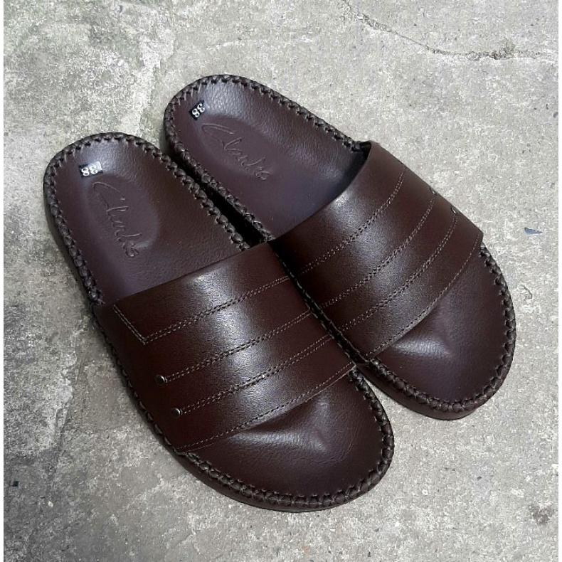 Dép nam da quai ngang cao cấp. Dép được may chắc chắn, SẢN PHẨM được bảo hành. Sỉ giá tốt