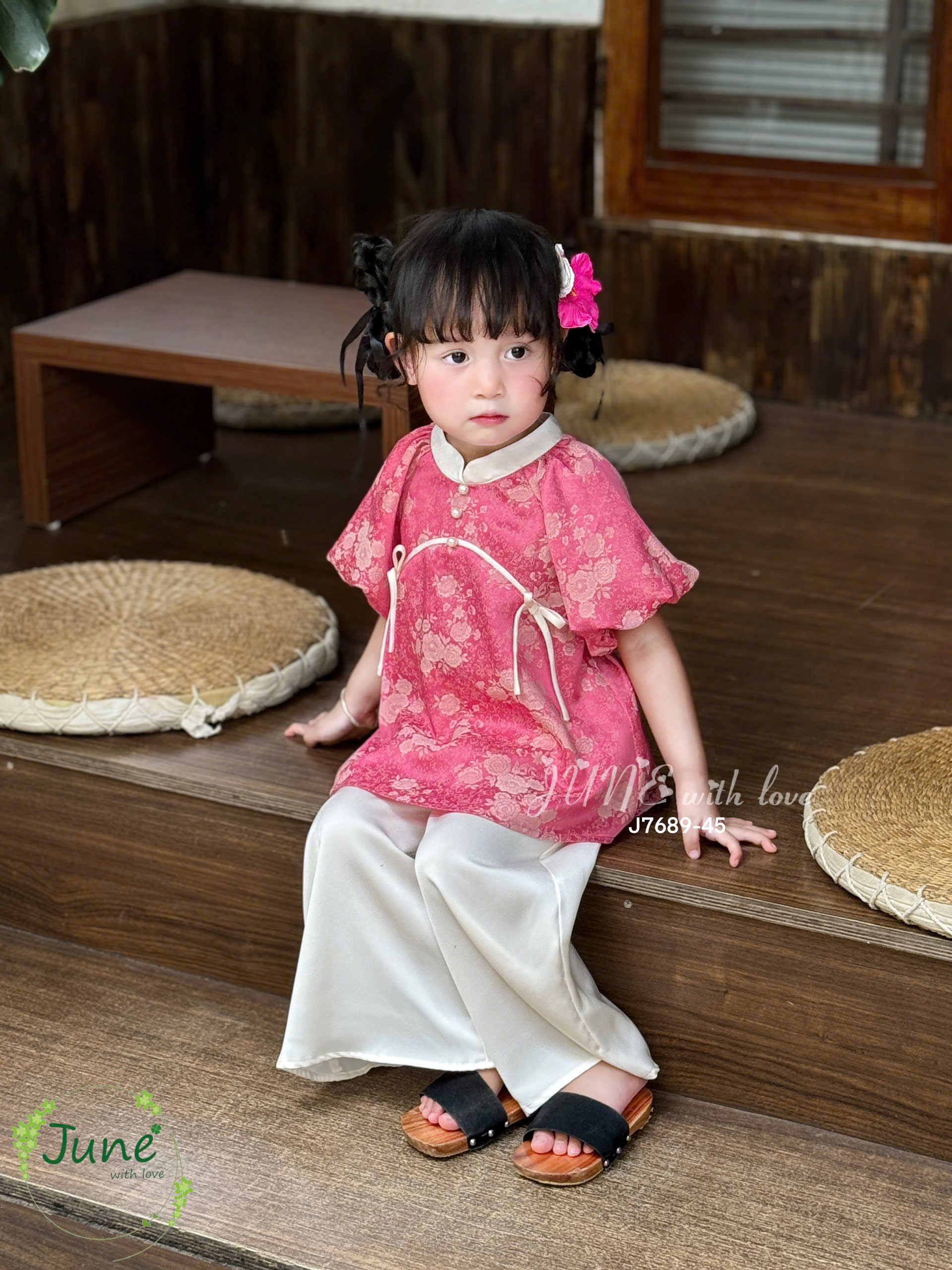 Bộ áo bà ba gấm cho bé gái phối quần suông diện tết năm mới 10-40kg mềm mát