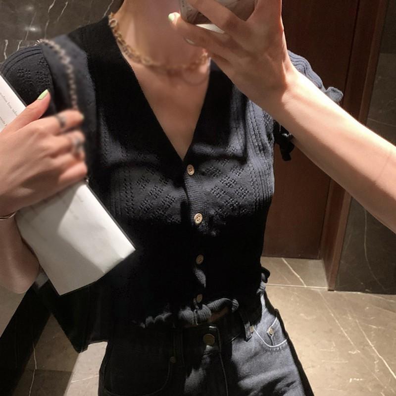 Áo Len Nữ Ngắn Tay Cổ Chữ V Thời Trang