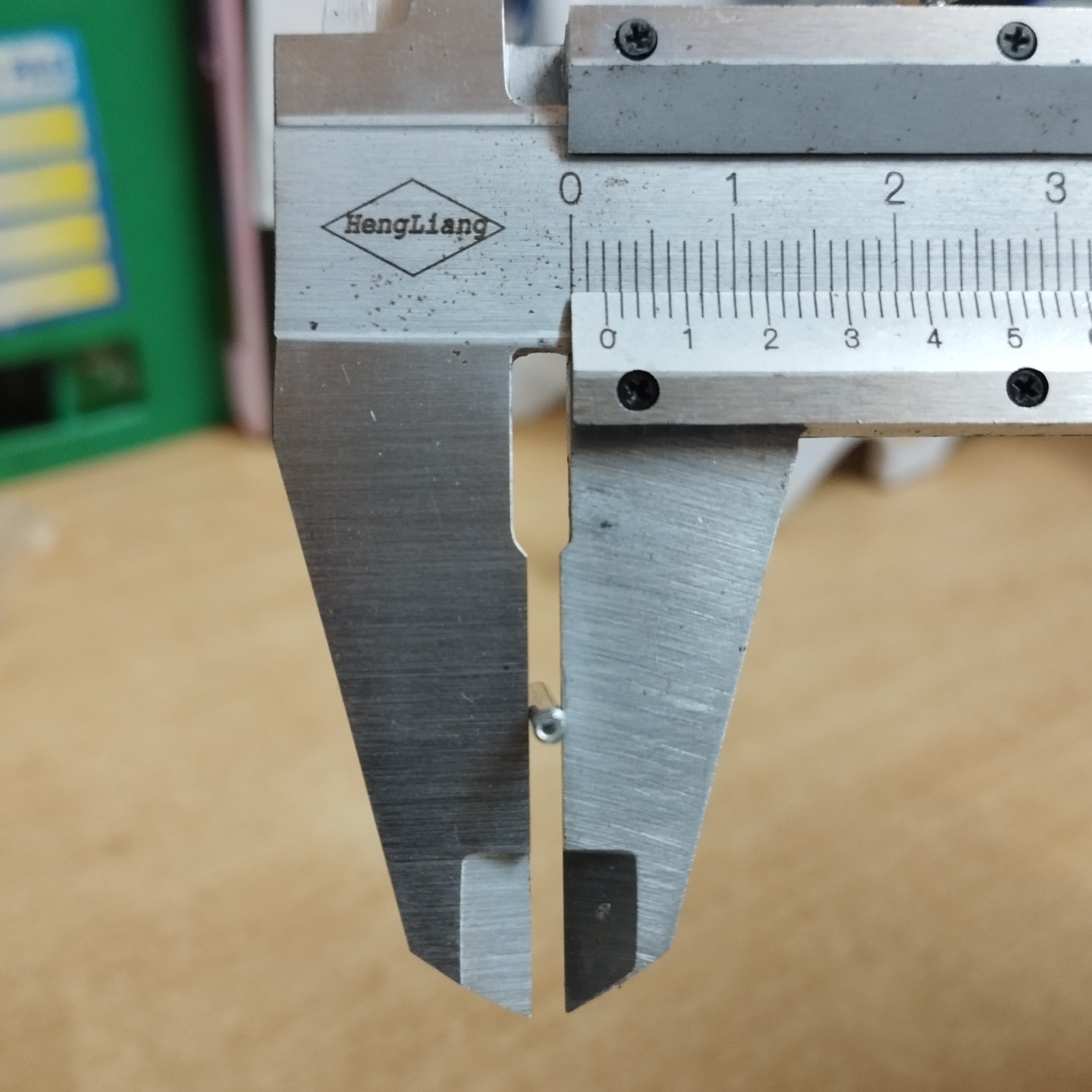 20 Trục kim loại dài 2cm đường kính 2mm dùng để chế tạo DIY