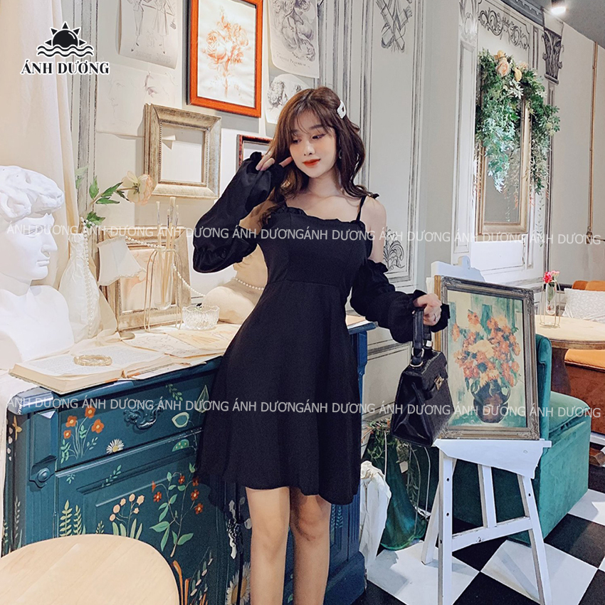 Đầm trễ vai 2 dây cột nơ 2 màu trắng đen thích hợp đi chơi hẹn hò