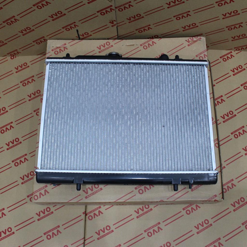 Két nước Nissan Navara, 2010-2014, số tự động