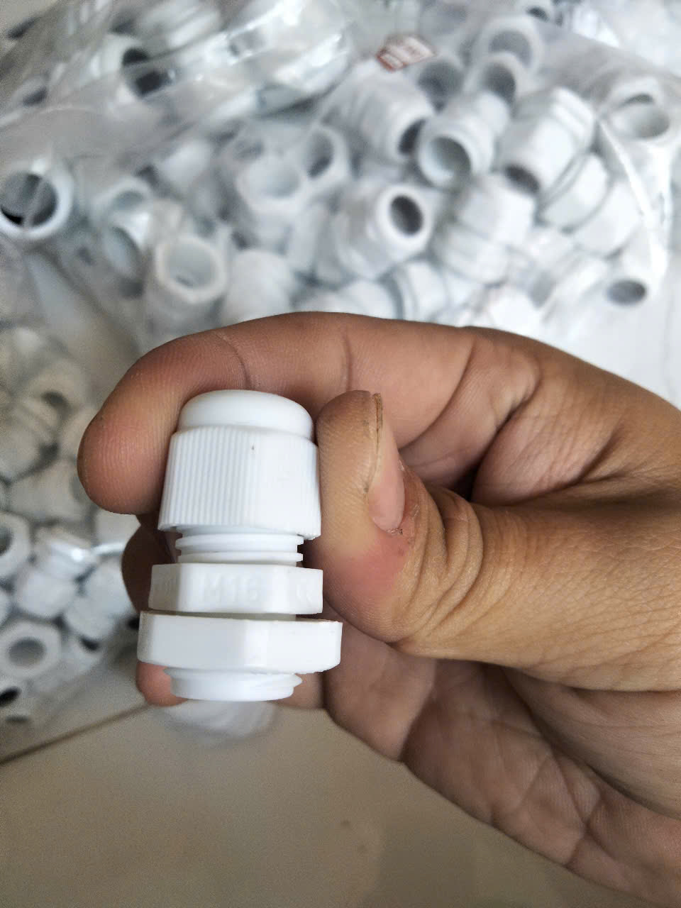 Cable Gland Ốc siết cáp, đầu nối cáp từ size M16-M40