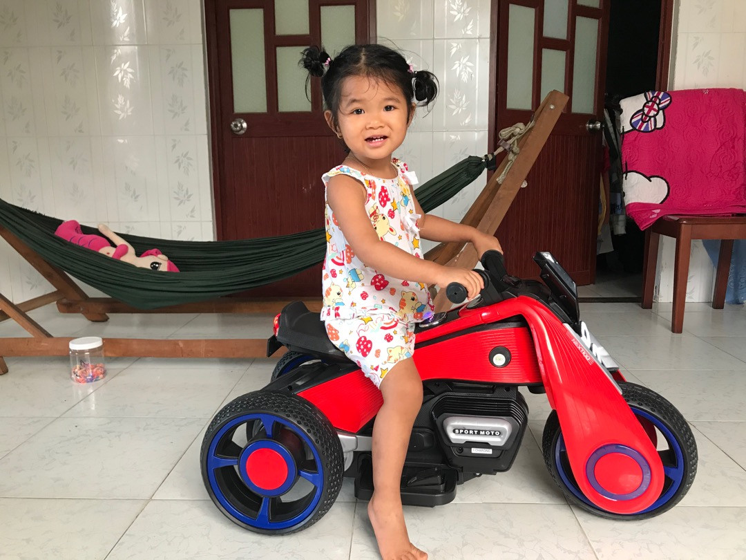 Xe máy điện trẻ em, xe moto điện cho bé có kết nối Bluetooth TILO KIDS TLK-9999