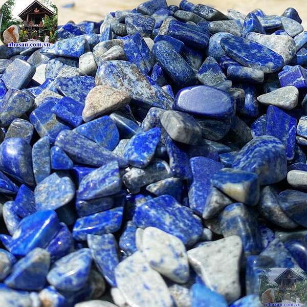Đá lapis lazuli tăng vượng khí cho gia chủ trấn trạch